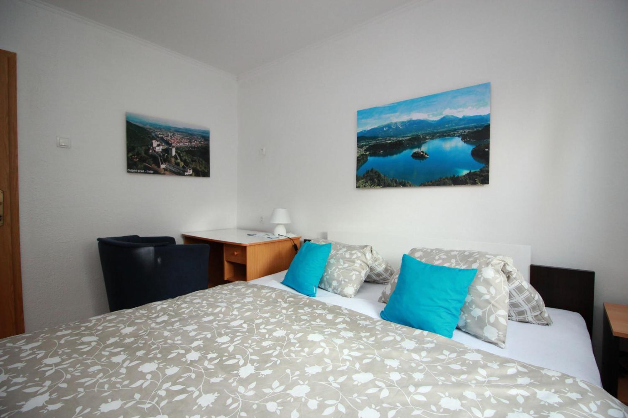 Guesthouse Veles سلوفينيسكا بيستريسا الغرفة الصورة